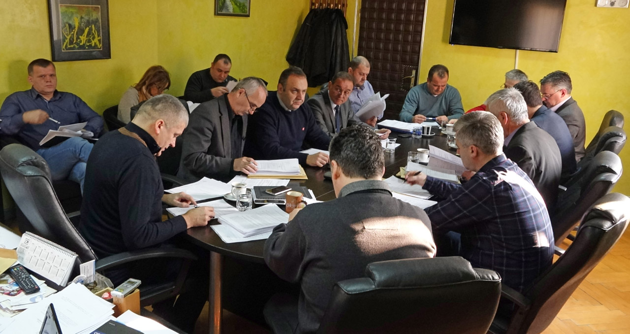 Уместо дочека, новац угроженој деци и инвалидима